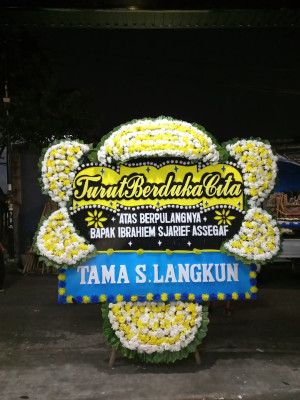 Papan Bunga Duka di Talise Valangguni